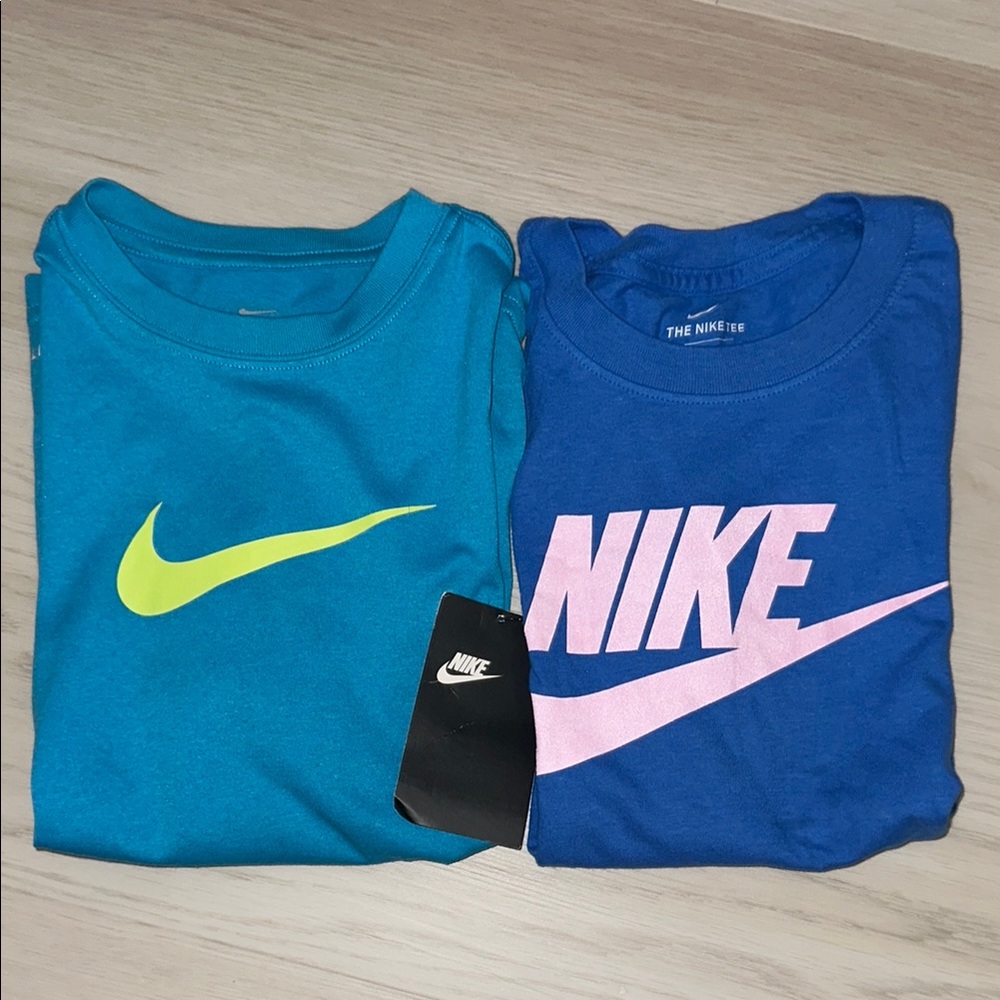 Nike youth Blue Short Sleeve Tees